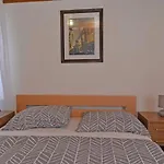 Guest house Antunovic 3*