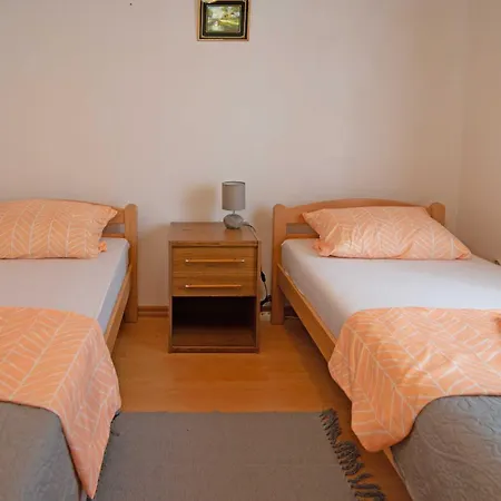 Antunovic Guest house 3*