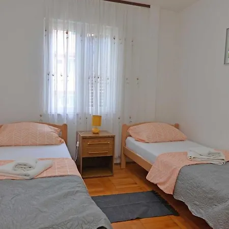 Antunovic 3* Veli Lošinj