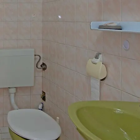Antunovic Pensionat Veli Lošinj